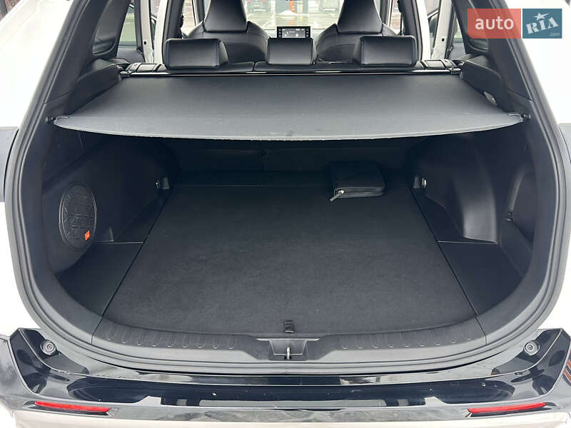 Внедорожник / Кроссовер Toyota RAV4 2020 в Киеве фото 54 Внедорожник / Кроссовер Toyota RAV4 2020 в Киеве