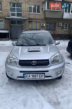 Позашляховик / Кросовер Toyota RAV4 2004 в Києві