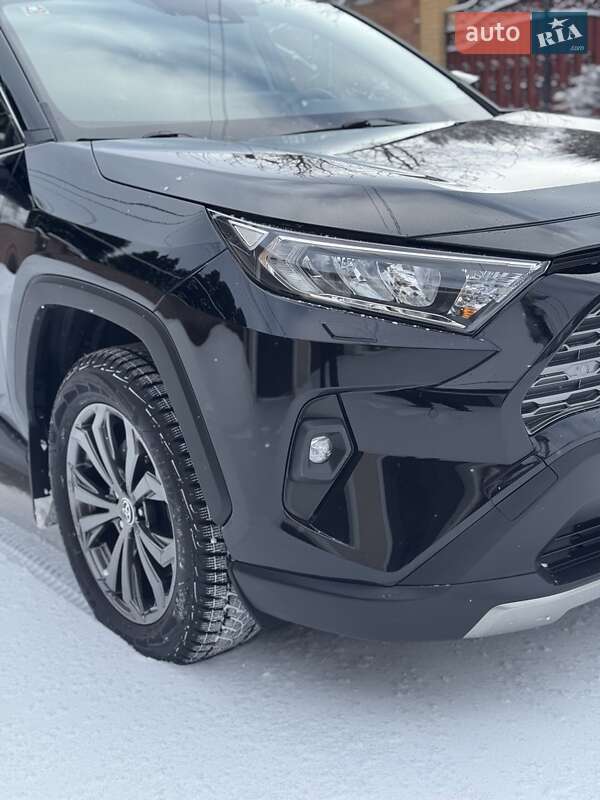 Внедорожник / Кроссовер Toyota RAV4 2023 в Киеве фото 3 Внедорожник / Кроссовер Toyota RAV4 2023 в Киеве