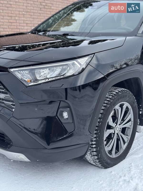 Внедорожник / Кроссовер Toyota RAV4 2023 в Киеве фото 6 Внедорожник / Кроссовер Toyota RAV4 2023 в Киеве