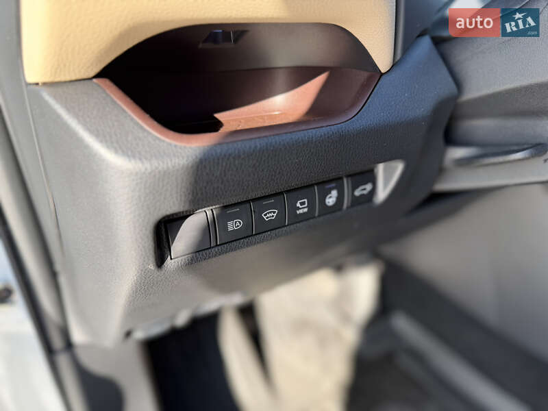 Внедорожник / Кроссовер Toyota RAV4 2022 в Киеве