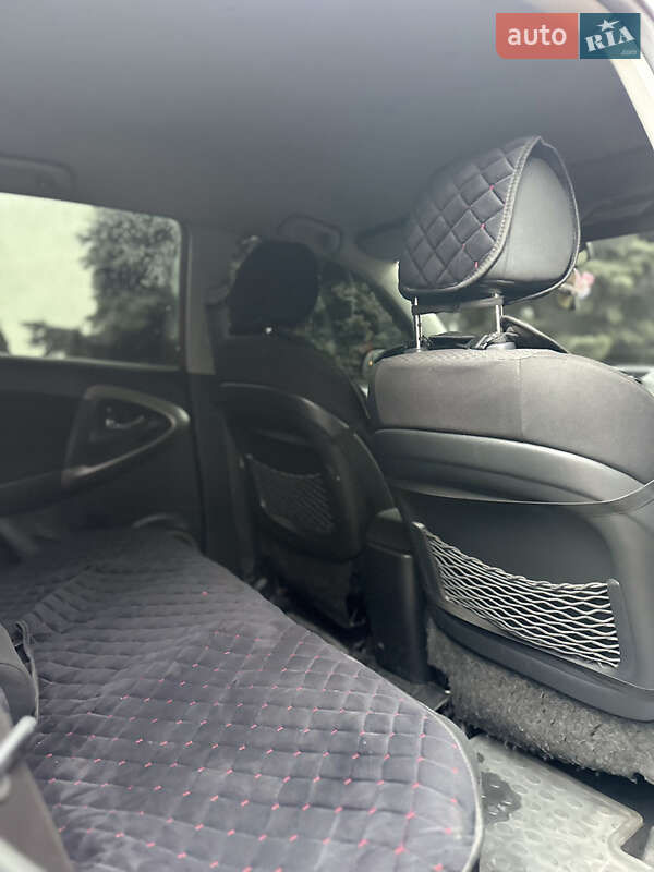 Внедорожник / Кроссовер Toyota RAV4 2006 в Одессе