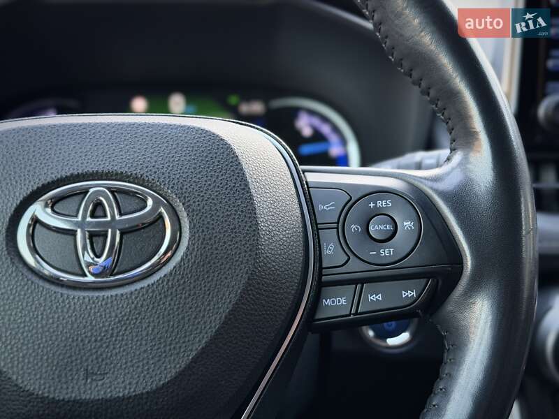 Внедорожник / Кроссовер Toyota RAV4 2019 в Киеве фото 41 Внедорожник / Кроссовер Toyota RAV4 2019 в Киеве