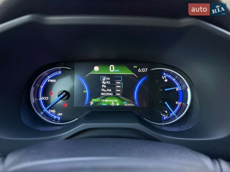 Внедорожник / Кроссовер Toyota RAV4 2019 в Киеве фото 45 Внедорожник / Кроссовер Toyota RAV4 2019 в Киеве