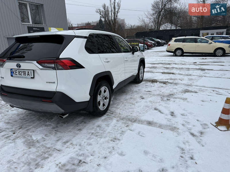 Внедорожник / Кроссовер Toyota RAV4 2019 в Днепре фото 7 Внедорожник / Кроссовер Toyota RAV4 2019 в Днепре