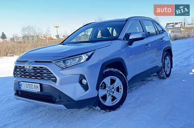 Позашляховик / Кросовер Toyota RAV4 2020 в Києві