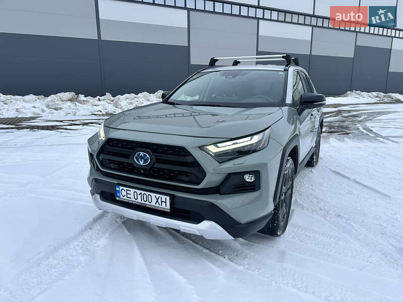 Позашляховик / Кросовер Toyota RAV4 2022 в Івано-Франківську