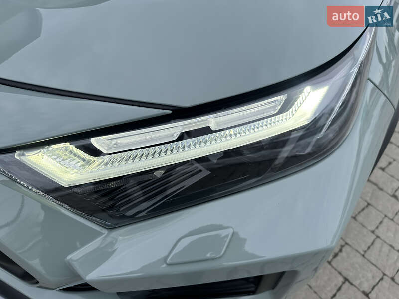Позашляховик / Кросовер Toyota RAV4 2022 в Івано-Франківську