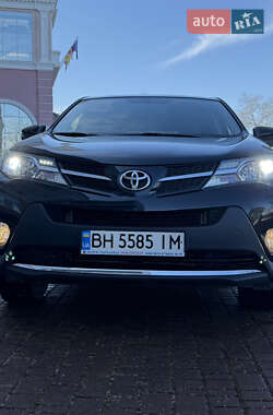 Внедорожник / Кроссовер Toyota RAV4 2015 в Одессе