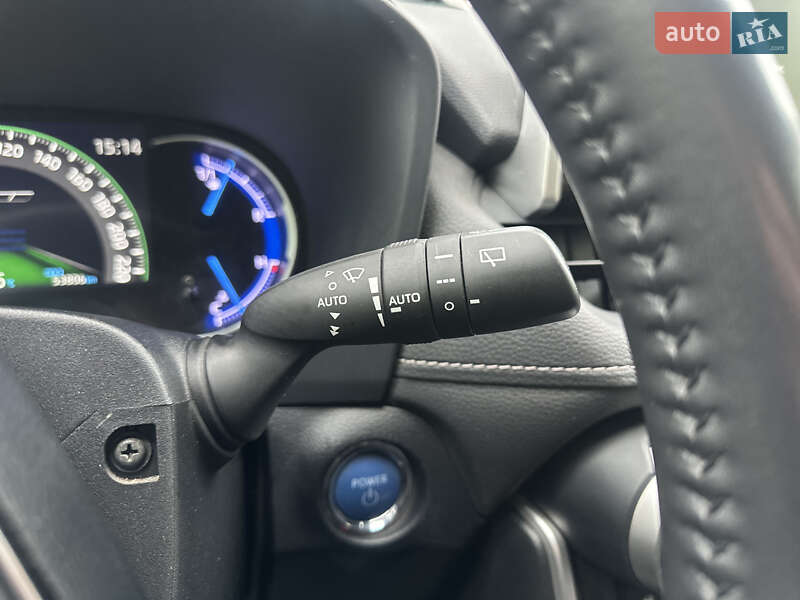 Внедорожник / Кроссовер Toyota RAV4 2020 в Харькове