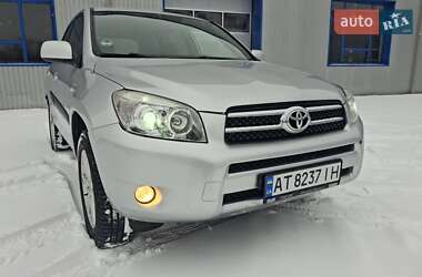Внедорожник / Кроссовер Toyota RAV4 2007 в Ивано-Франковске