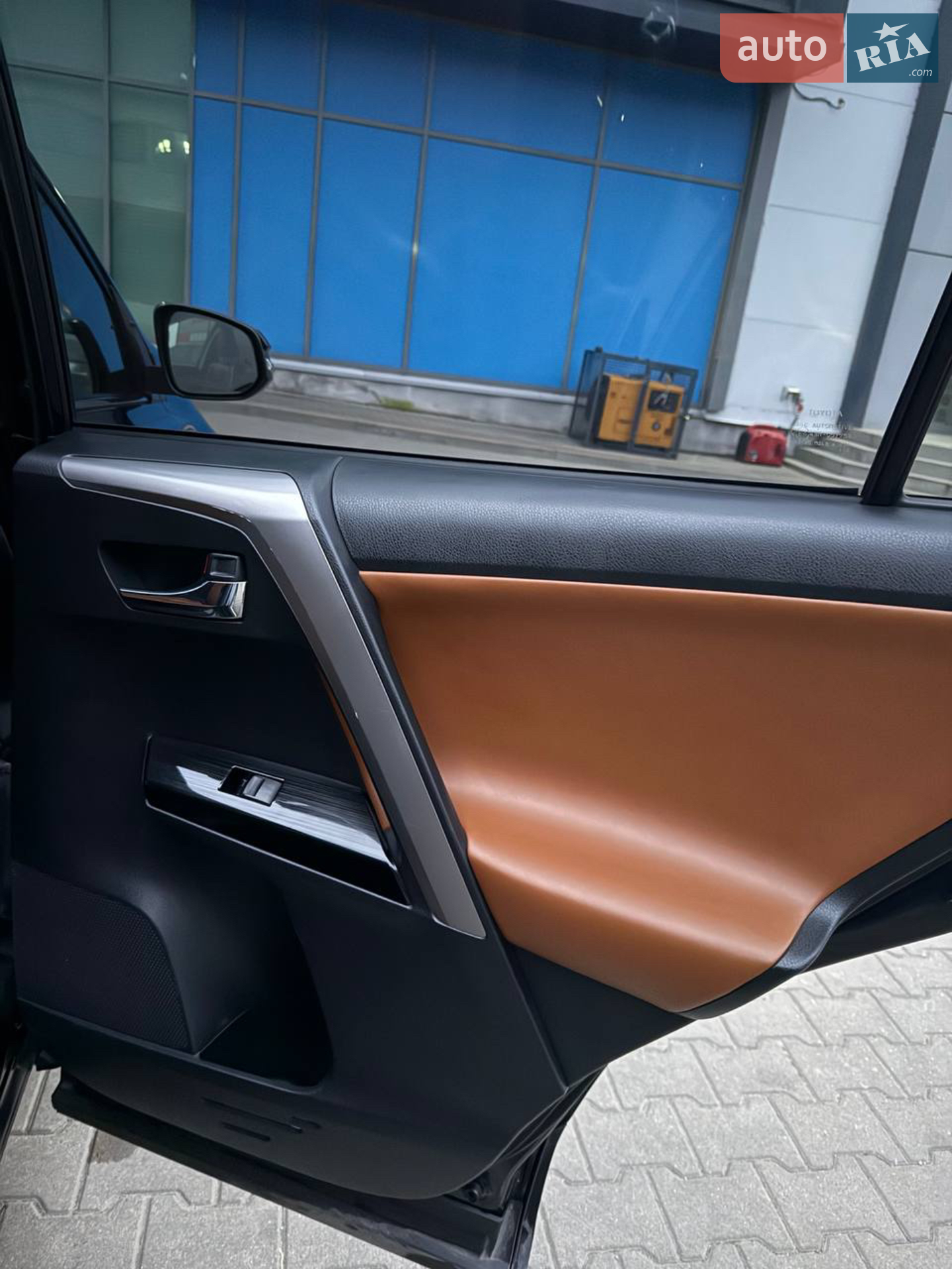 2017 Toyota RAV 4 - мініатюра 18