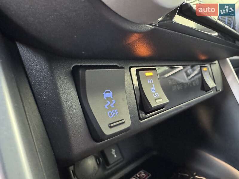 Внедорожник / Кроссовер Toyota RAV4 2022 в Киеве фото 42 Внедорожник / Кроссовер Toyota RAV4 2022 в Киеве