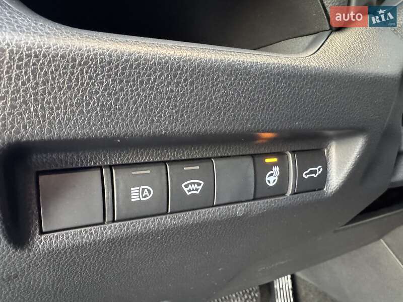 Внедорожник / Кроссовер Toyota RAV4 2022 в Киеве фото 50 Внедорожник / Кроссовер Toyota RAV4 2022 в Киеве
