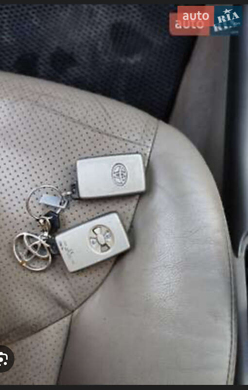 Внедорожник / Кроссовер Toyota RAV4 2006 в Хмельницком