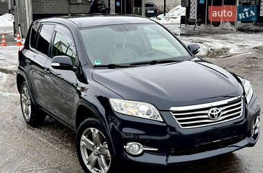 Внедорожник / Кроссовер Toyota RAV4 2011 в Тернополе