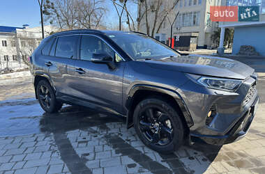 Внедорожник / Кроссовер Toyota RAV4 2021 в Киеве