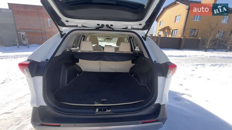 Внедорожник / Кроссовер Toyota RAV4 2019 в Чернигове фото 24 Внедорожник / Кроссовер Toyota RAV4 2019 в Чернигове