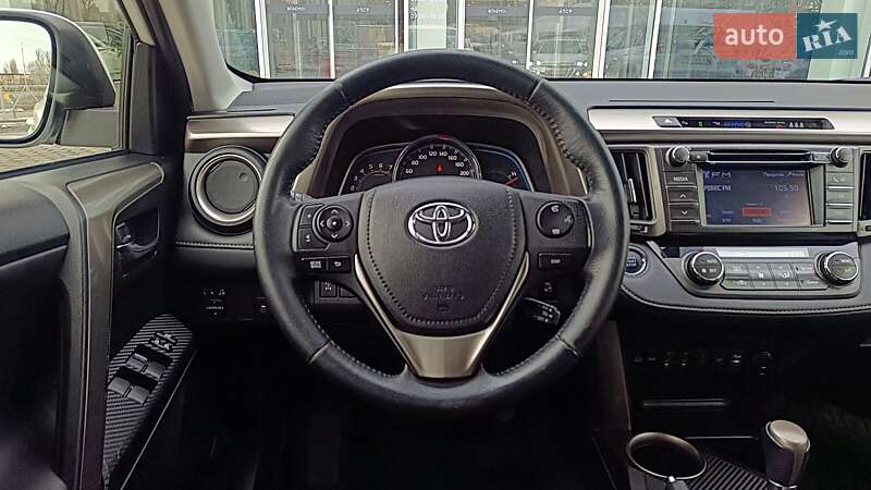 Внедорожник / Кроссовер Toyota RAV4 2013 в Киеве
