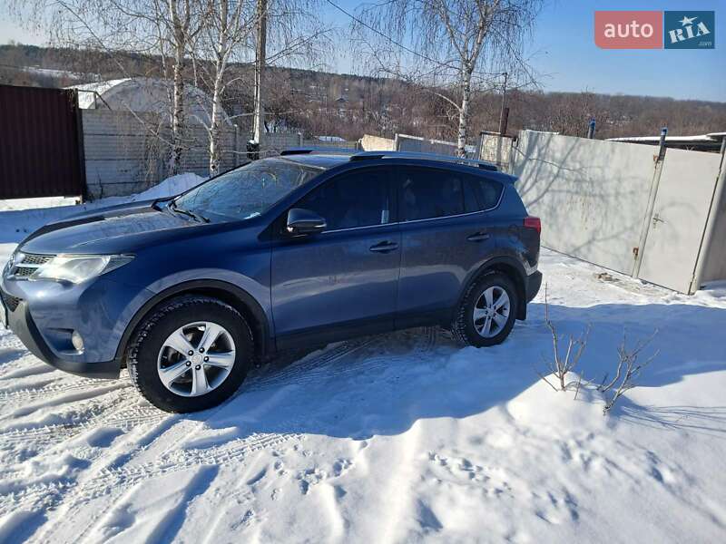 Внедорожник / Кроссовер Toyota RAV4 2014 в Харькове