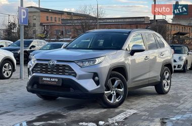Внедорожник / Кроссовер Toyota RAV4 2021 в Львове