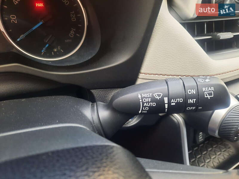 Внедорожник / Кроссовер Toyota RAV4 2019 в Ивано-Франковске