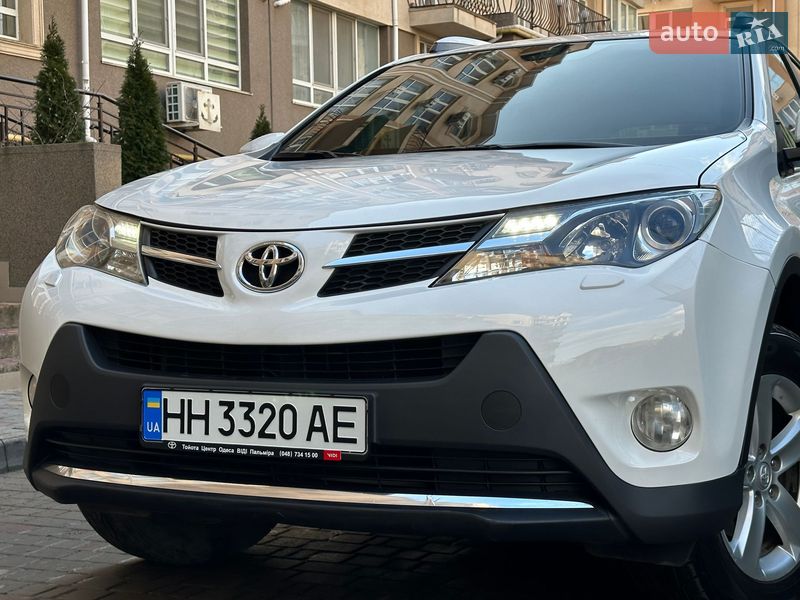Позашляховик / Кросовер Toyota RAV4 2013 в Одесі