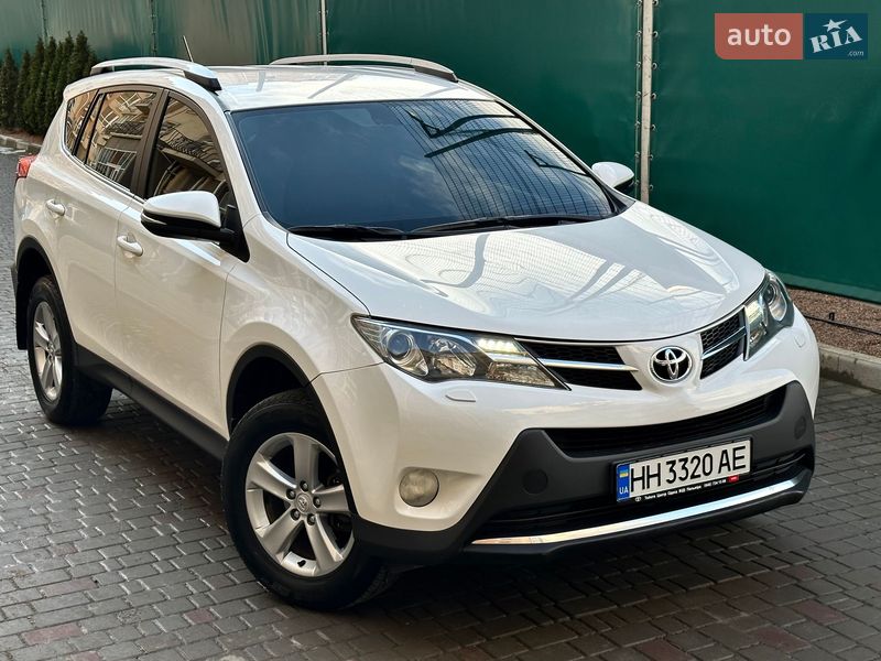 Позашляховик / Кросовер Toyota RAV4 2013 в Одесі