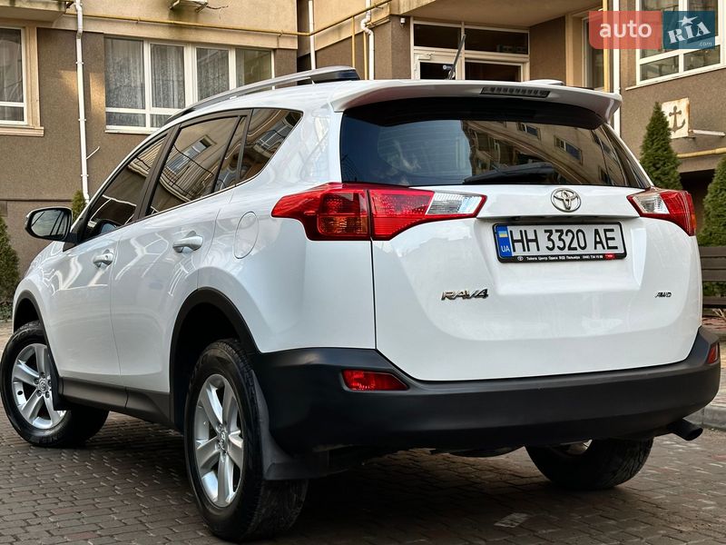 Позашляховик / Кросовер Toyota RAV4 2013 в Одесі