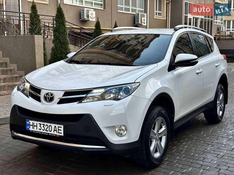 Позашляховик / Кросовер Toyota RAV4 2013 в Одесі