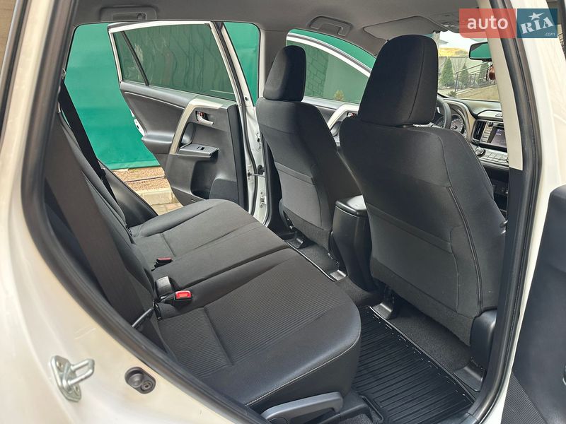 Позашляховик / Кросовер Toyota RAV4 2013 в Одесі