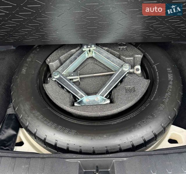 Внедорожник / Кроссовер Toyota RAV4 2018 в Киеве