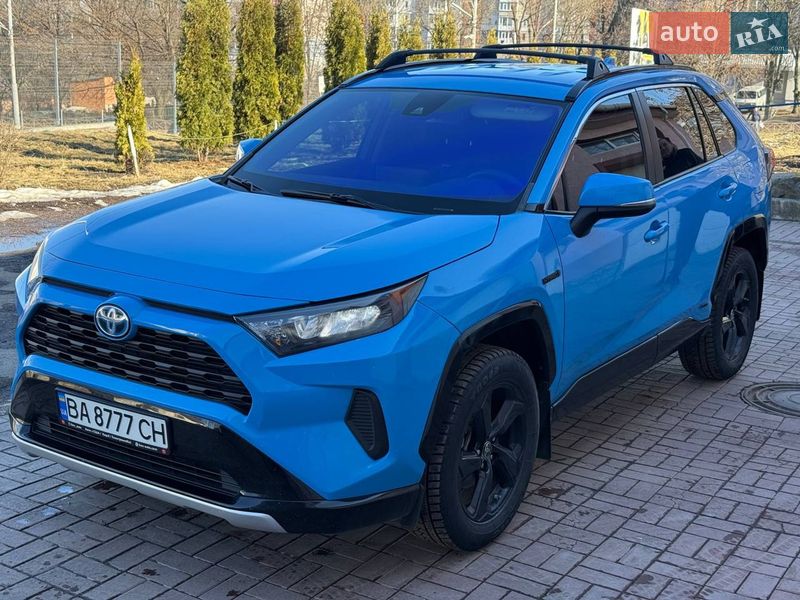 Toyota RAV4 2021