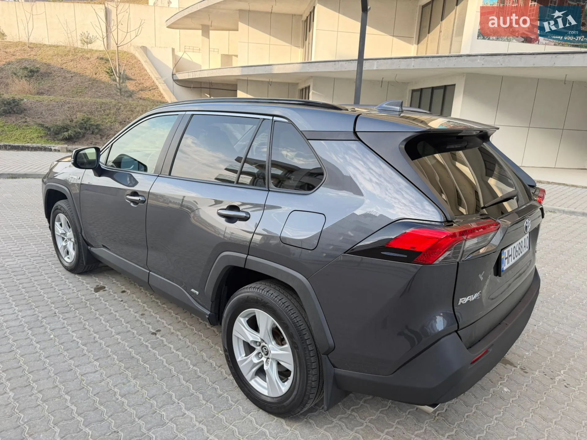 2019 Toyota RAV 4 - мініатюра 12