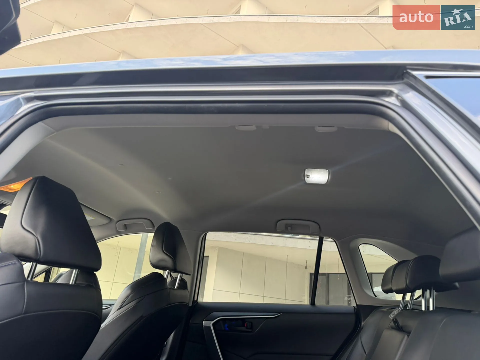 2019 Toyota RAV 4 - мініатюра 36