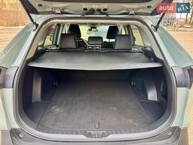 Внедорожник / Кроссовер Toyota RAV4 2020 в Львове