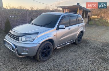 Позашляховик / Кросовер Toyota RAV4 2001 в Косові