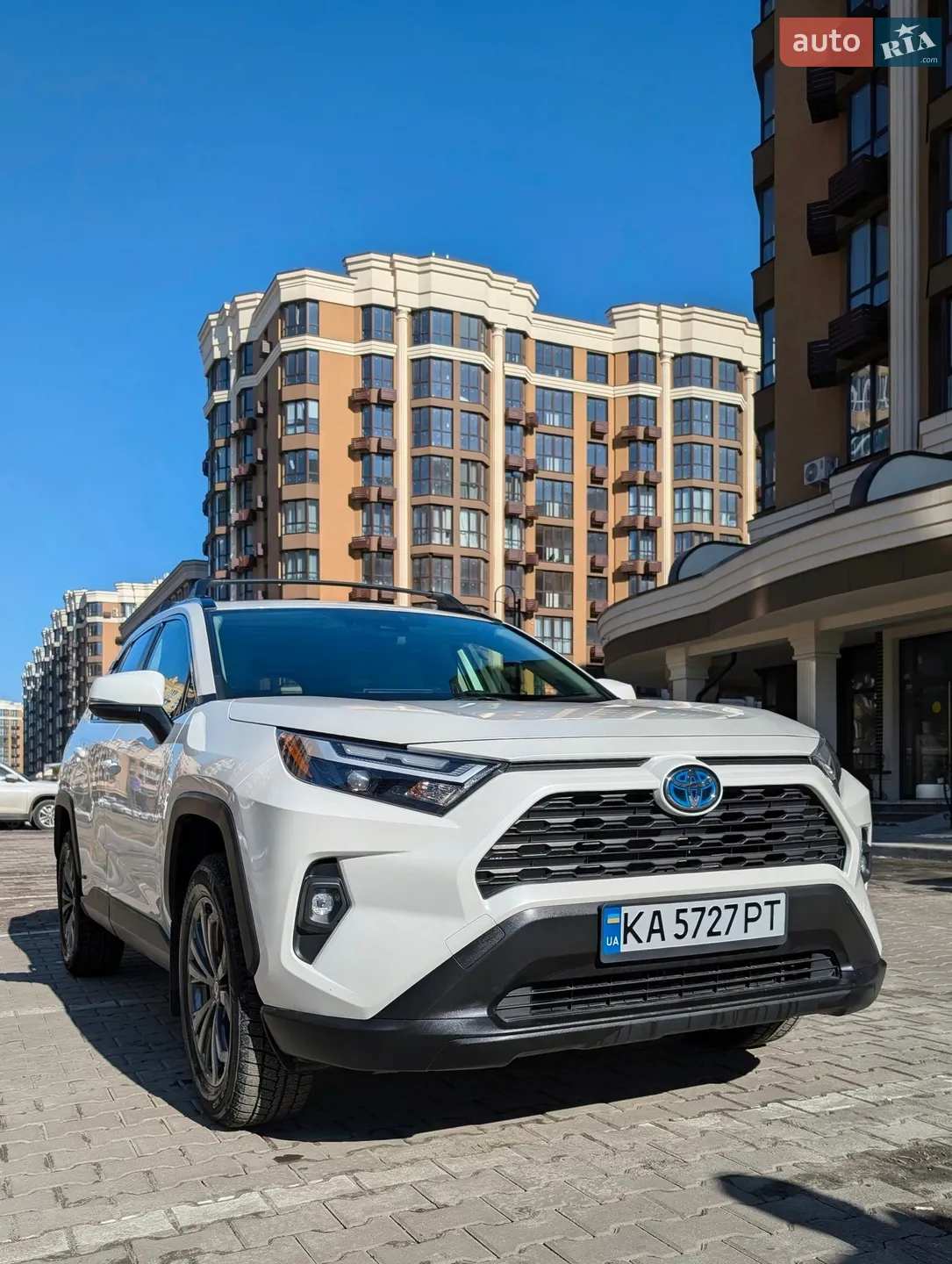 2022 Toyota RAV 4 - фото 1