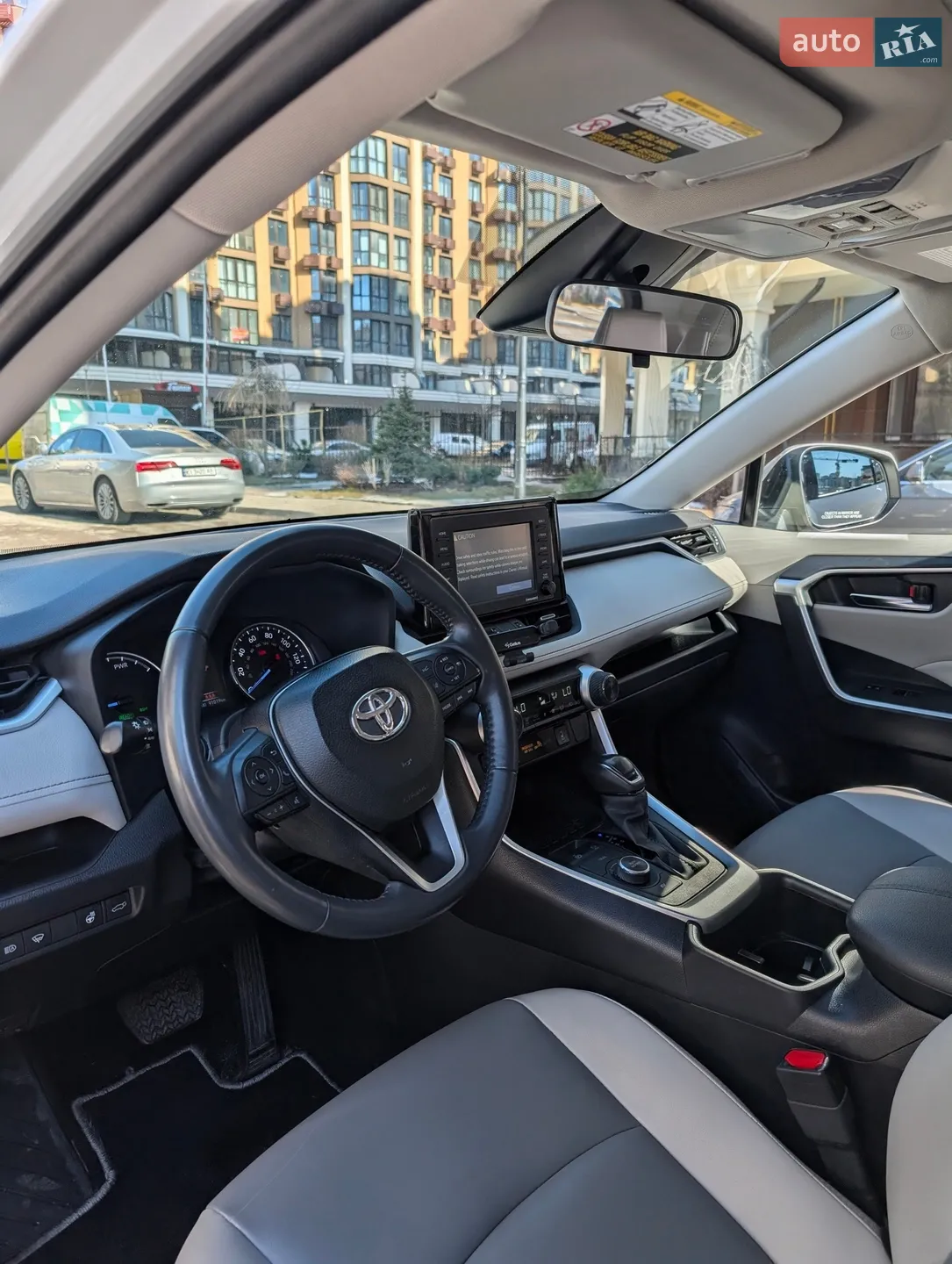 2022 Toyota RAV 4 - мініатюра 3