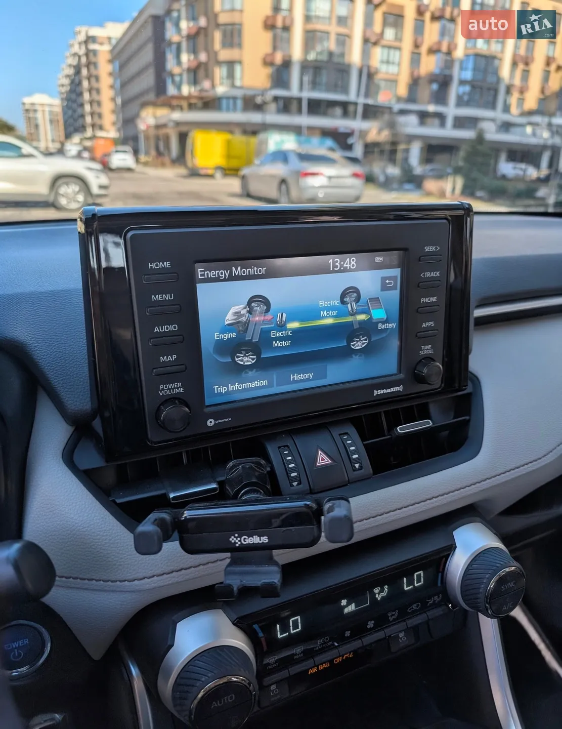 2022 Toyota RAV 4 - мініатюра 9