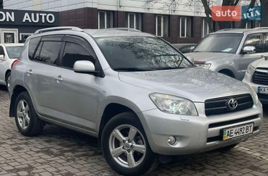 Внедорожник / Кроссовер Toyota RAV4 2007 в Днепре