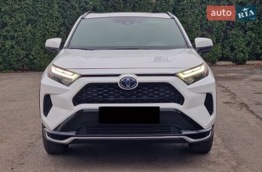 Внедорожник / Кроссовер Toyota RAV4 2023 в Умани