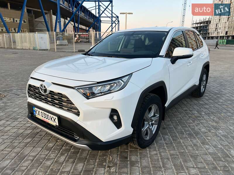 Toyota RAV4 2023