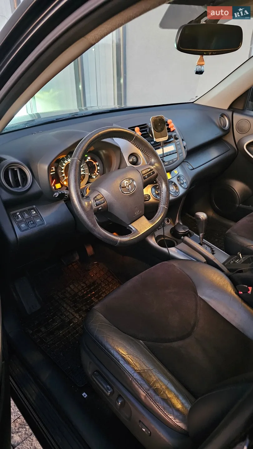 2010 Toyota RAV 4 - мініатюра 9