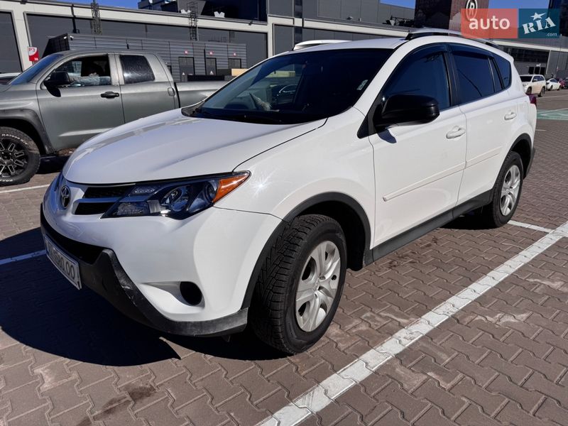 Toyota RAV4 2014