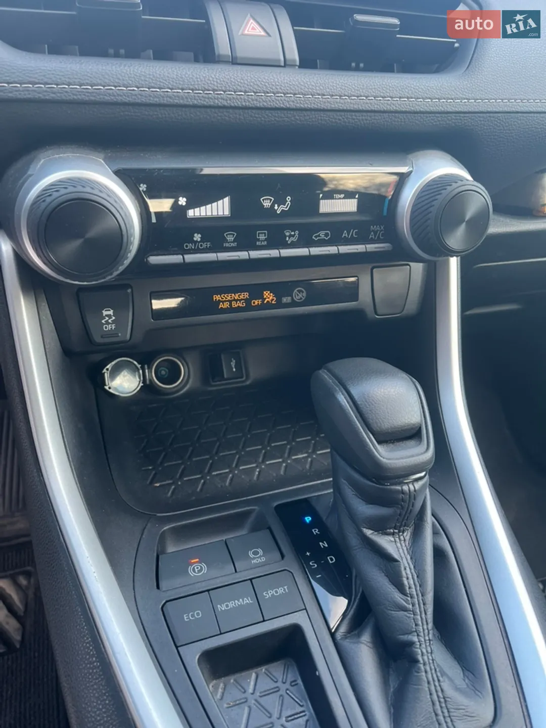 2021 Toyota RAV 4 - мініатюра 29