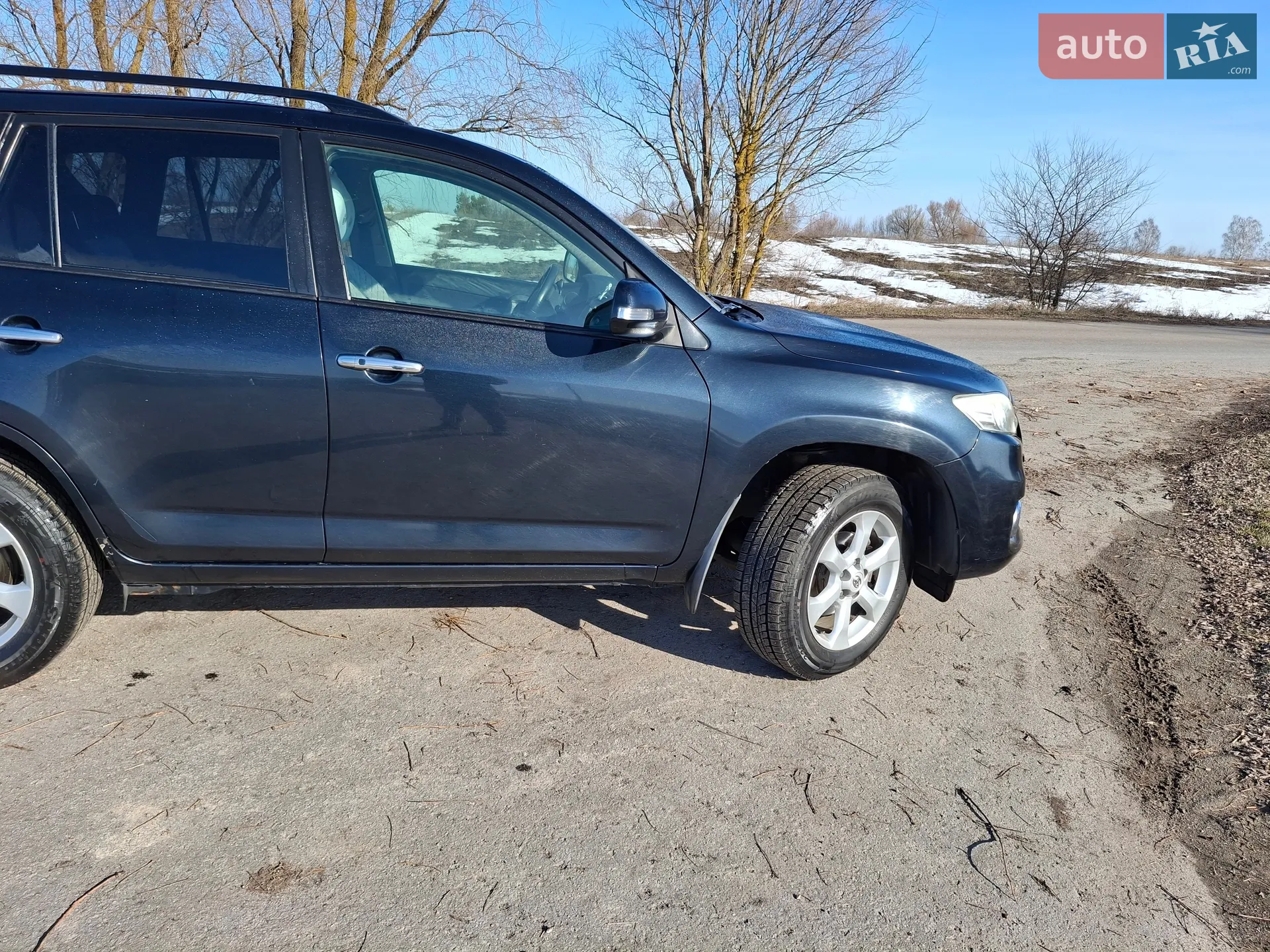 2011 Toyota RAV 4 - мініатюра 2