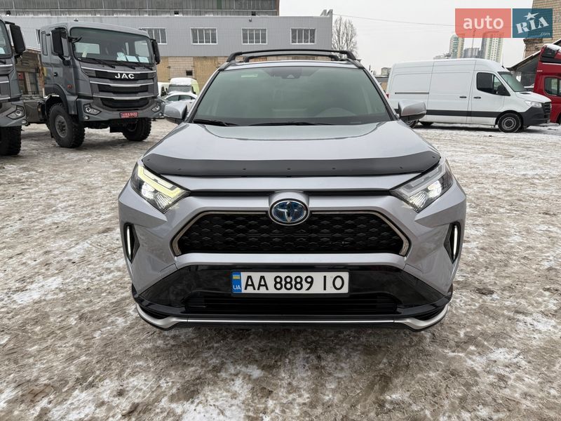Внедорожник / Кроссовер Toyota RAV4 2023 в Киеве