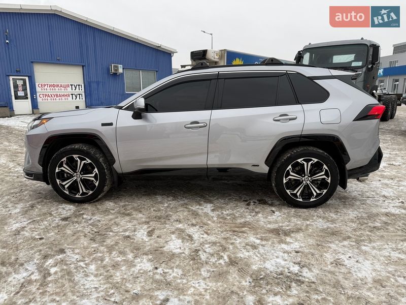 Внедорожник / Кроссовер Toyota RAV4 2023 в Киеве