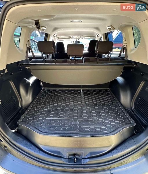 Внедорожник / Кроссовер Toyota RAV4 2013 в Борисполе